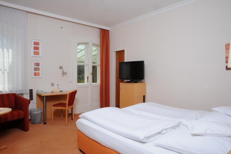 Hotel Hubertus Хановер Екстериор снимка